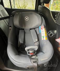 Seggiolino auto 360  isofix