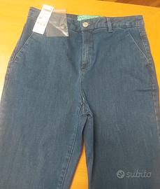 pantaloni 