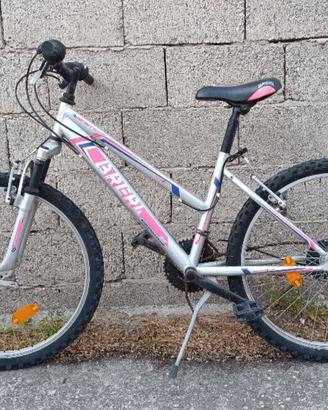 Bicicletta ragazza