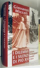I dilemmi e i silenzi di Pio XII