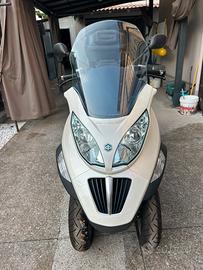 Piaggio MP3