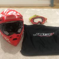 casco motocross  e occhiali just one