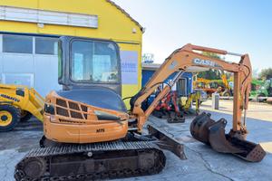 Mini escavatore CASE CX55B