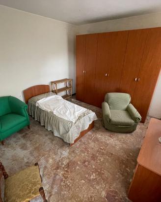 Mobili divani poltrone letto