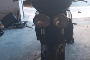 Triumph Speed four 