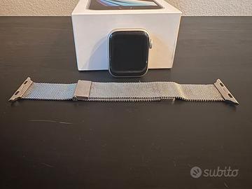 IPHONE SE 2022 E APPLE WATCH 40 MM 2 GENERAZIONE