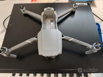 DJI Mavic 2 Pro combo edizione 