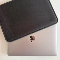 MacBook Pro 13” 2017 (4 Thunderbolt) + custodia