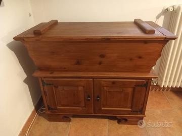 Madia in legno massello
