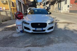 Jaguar XE 2.0 D 180 CV Landmark Edition