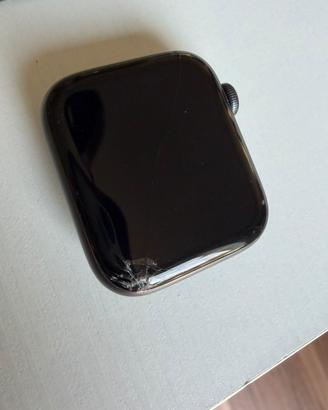 Apple watch serie 5 non funzionante