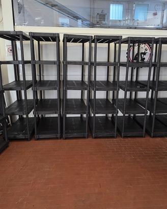 Scaffali componibili in resina alta resistenza