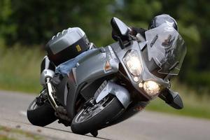 KAWASAKI GTR 1400