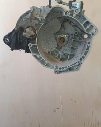 Cambio Opel Corsa 1.3 MJT 6M anno 2011