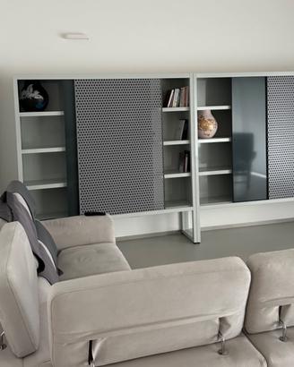 Due librerie Industrial di design 