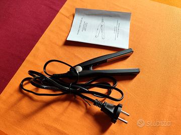 Mini piastra per capelli