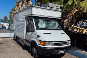 Daily con tenda per ambulanti