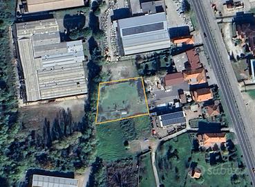 Terreno edificabile produttivo di 2.470 mq