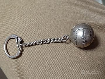 ciondolo pallone in argento vintage 