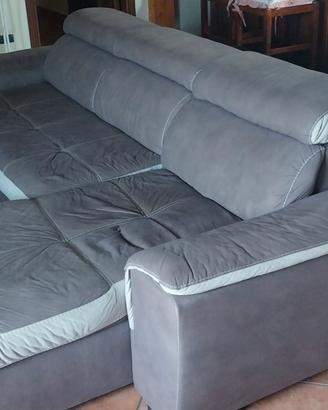 Divano letto e contenitore