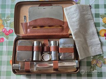 Set nécessaire vintage da viaggio per uomo