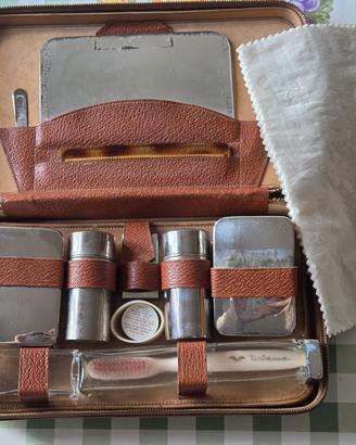 Set nécessaire vintage da viaggio per uomo