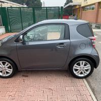 Toyota IQ1300 EXEVUTIVE