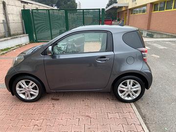 Toyota IQ1300 EXEVUTIVE