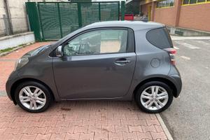 Toyota IQ1300 EXEVUTIVE