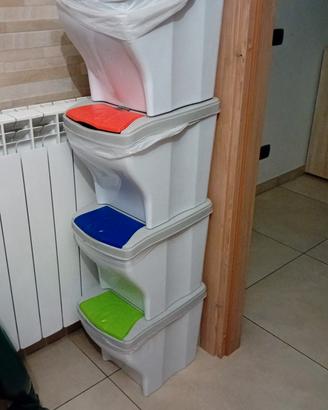 Pattumiere ad incastro