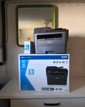 Stampante multifunzione laser, con wifi