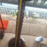 portavaso a colonna in legno 