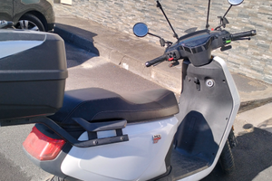 Scooter elettrico 125 NIU MQI GT