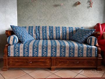 Divano in legno