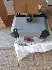 Bauletto posteriore originale per Moto Guzzi V85TT