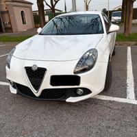 Alfa Romeo Giulietta TCT 1.6 120 CV