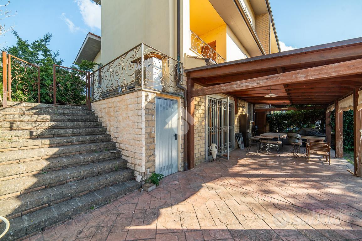 Casa – Viterbo, Ponte di Cetti - Altro