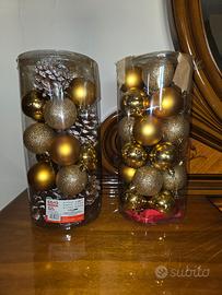 Set palline oro e pigne, decorazione natalizia