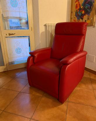 Poltrona sanitaria elettrica reclinabile