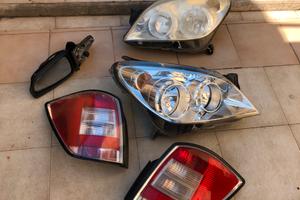 Faro ant post specchietto retro opel astra sw