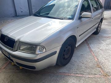 SKODA Altro modello - 2001