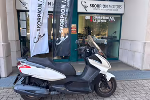 Kymco Downtown 300i