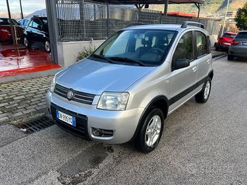 Fiat Panda 4x4 1.3 Multijet 75cv ELD Gancio traino