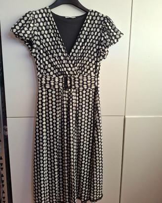 Vestito a pois neri e bianchi