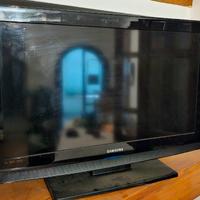 TV Samsung 32 pollici LCD, HD