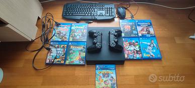 ps4  + 2 joystick+  9 giochi( leggere descrizione)