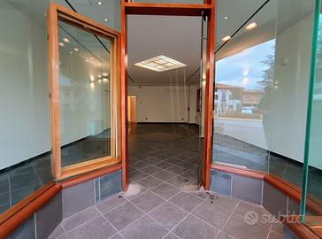 Negozio centralissimo