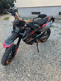 KTM 690 Supermotard 2009 – A2