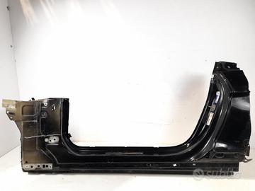 LONGHERONE SOTTOPORTA (INT.) SX. FORD MUSTANG (201