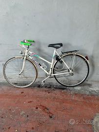 Bici Donna Peugeout cicloturismo città